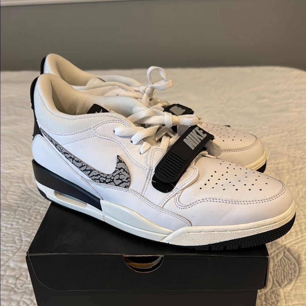 Jordan Legacy 312 Low. Black and White. Mens size 12.